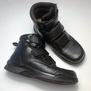 Apex Men's Biomechanical triple-strap leather work boot in black